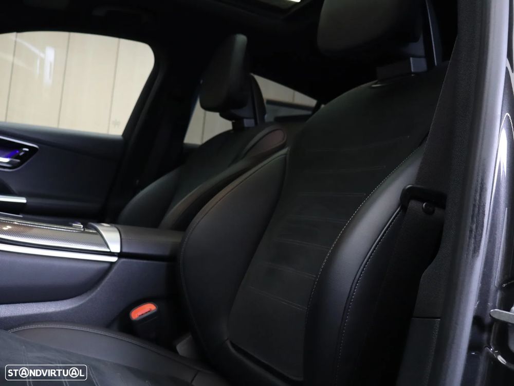 Mercedes-Benz GLC 300 de Coupe 4Matic 9G-TRONIC Edition AMG Line - 29