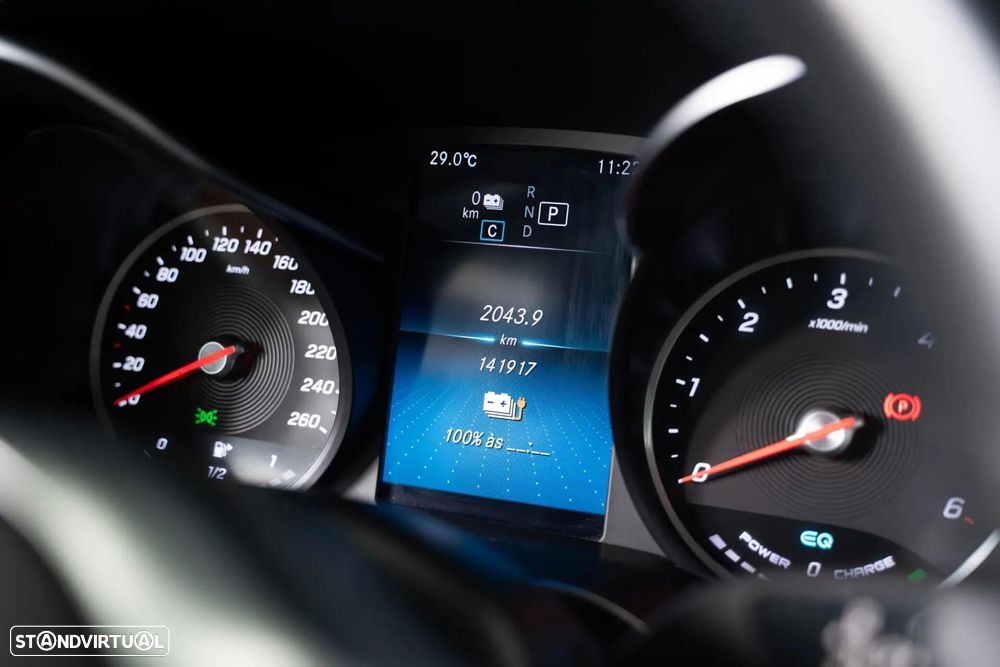 Mercedes-Benz C 300 de AMG Line - 19