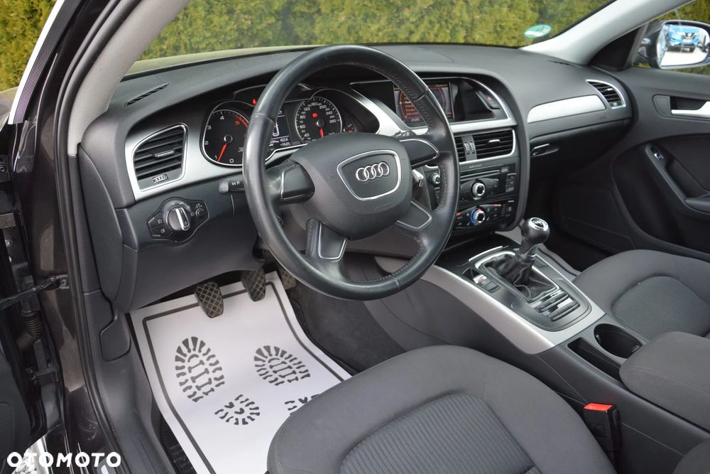 Audi A4 Avant 2.0 TDI DPF multitronic Attraction - 14