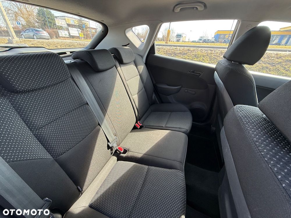 Hyundai i30 1.6 CRDi Edition 20 - 16