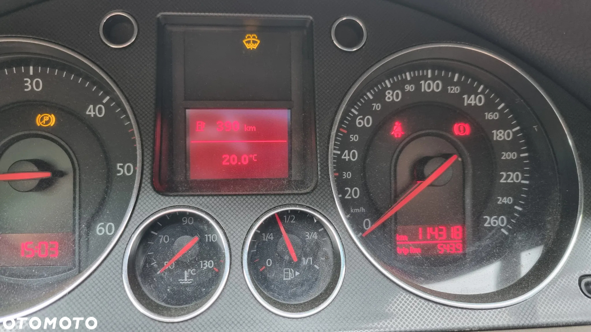 Volkswagen Passat 2.0 TDI DPF Comfortline - 21