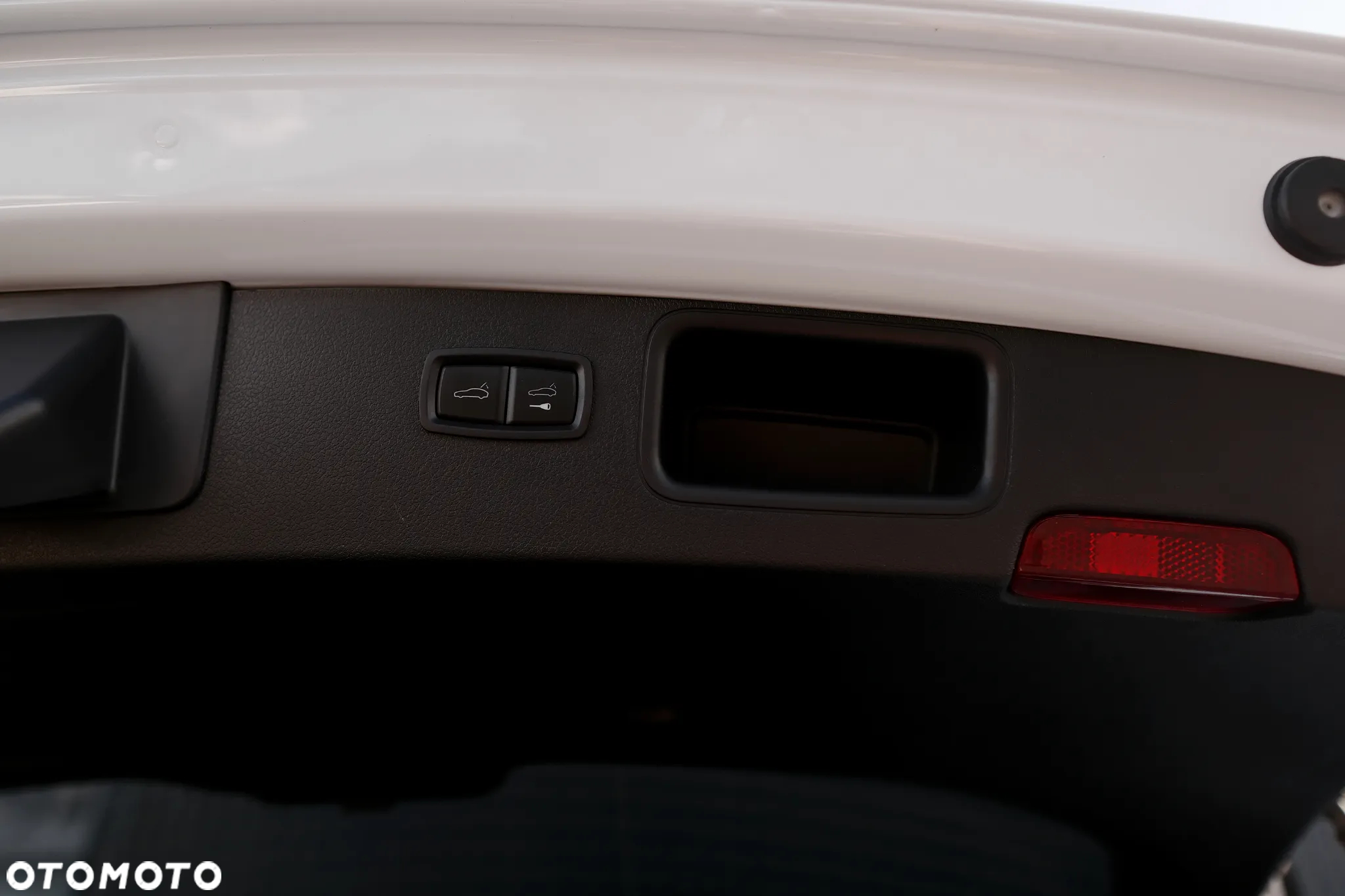 Porsche Macan - 13
