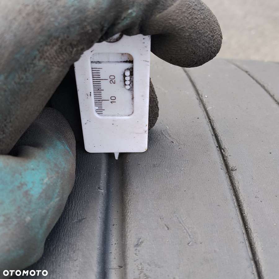 Komplet opon - 2 x 435/50 R19.5 Hankook - 7