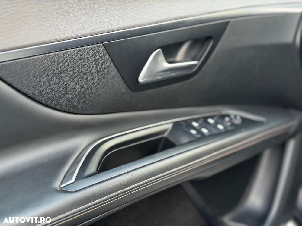 Peugeot 3008 2.0 BlueHDI S&S EAT6 GT - 12