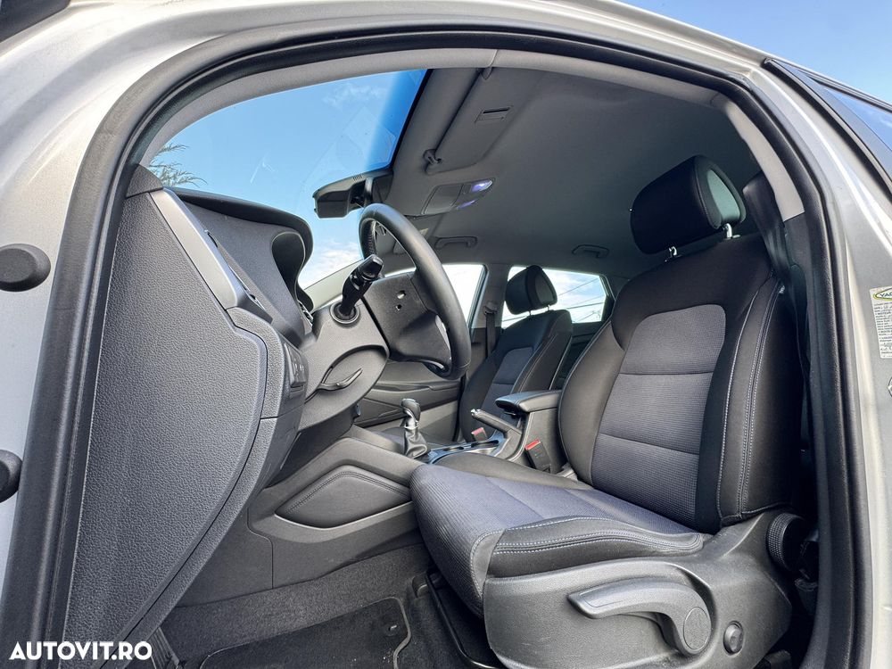 Hyundai Tucson blue 1.7 CRDi 2WD Style - 17