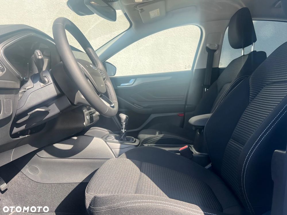 Ford Focus 1.0 EcoBoost mHEV Titanium - 5
