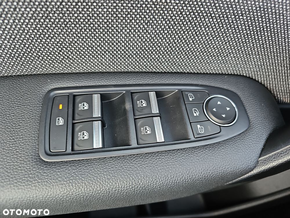 Renault Captur 1.0 TCe Techno - 24