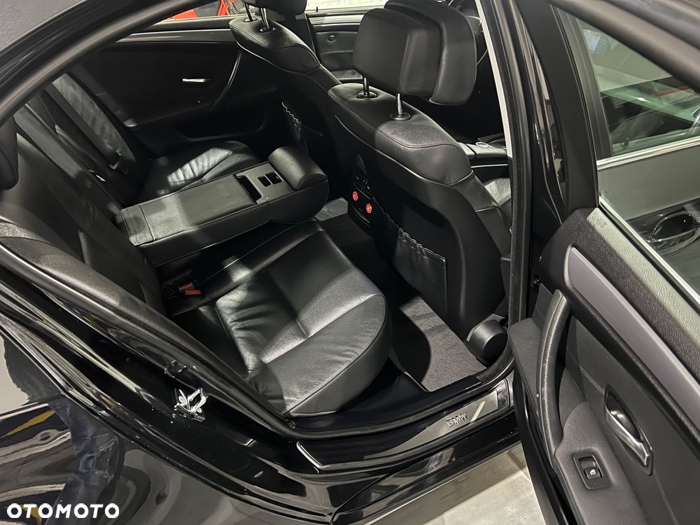 BMW Seria 5 520d Edition Fleet Sport - 26