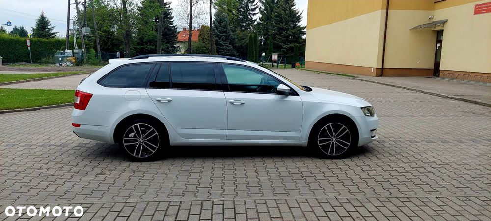 Skoda Octavia 1.6 TDI Active DSG - 10