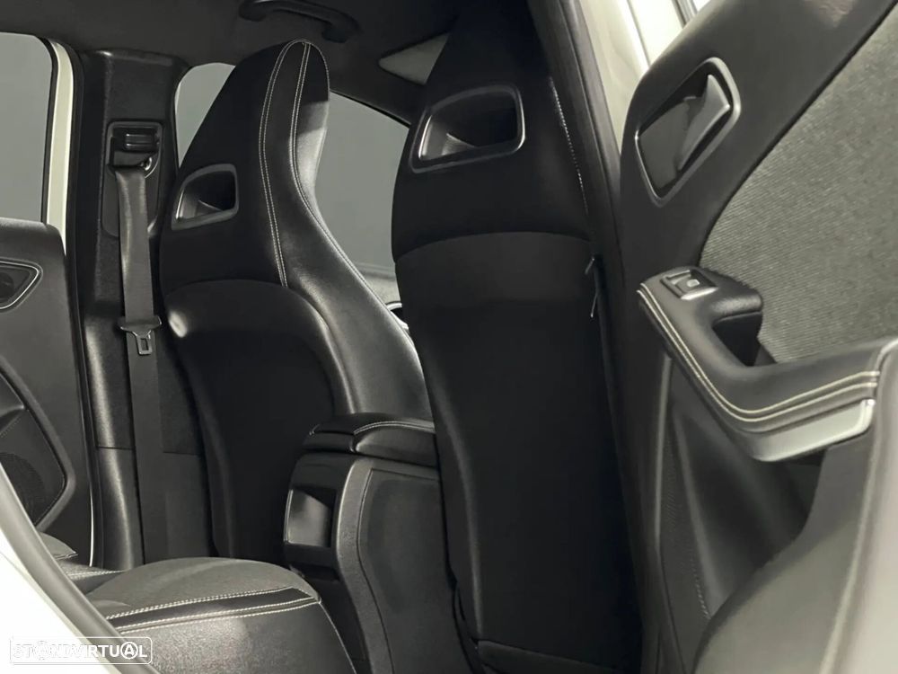 Mercedes-Benz A 180 - 9