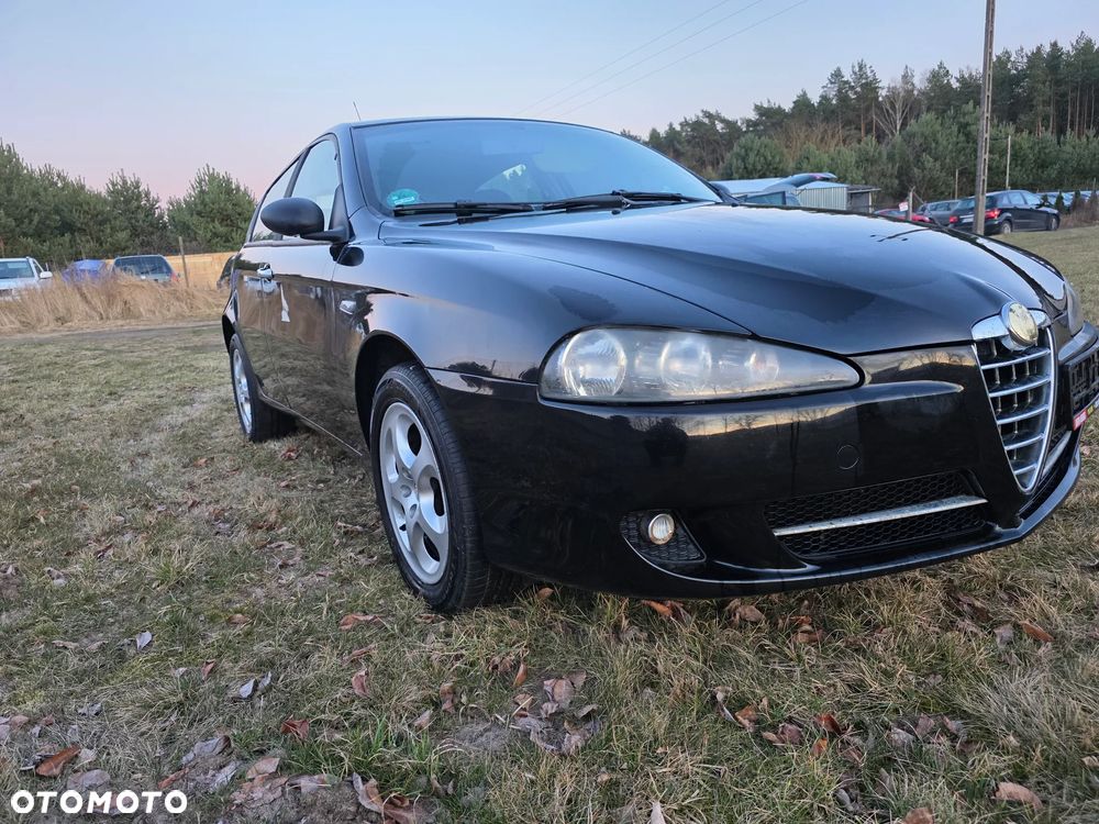 Alfa Romeo 147 1.6 ECO Black Line - 9