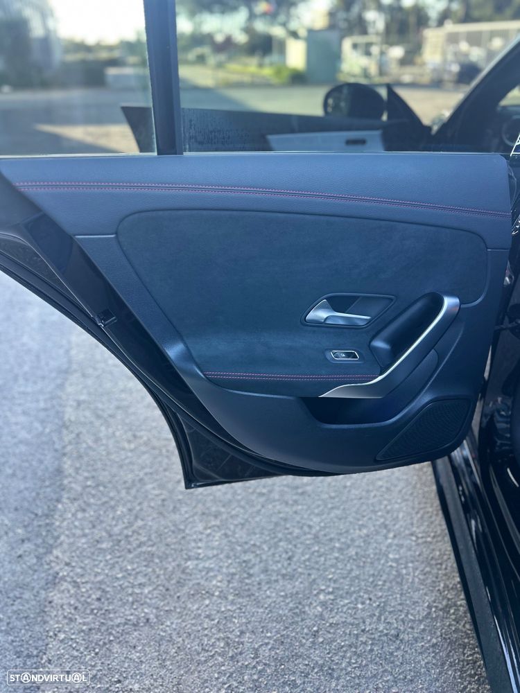Mercedes-Benz CLA 250 e 8G-DCT AMG Line - 26