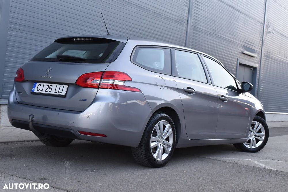 Peugeot 308 - 4