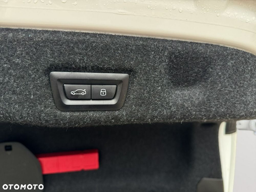 BMW Seria 5 520d mHEV M Sport - 28