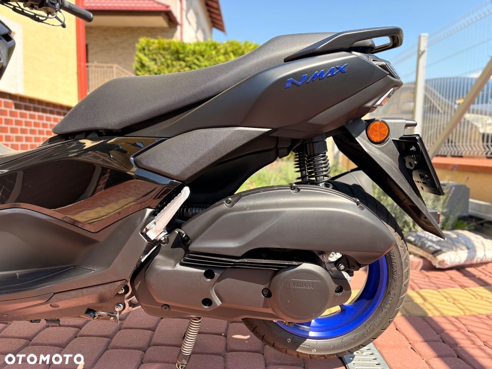 Yamaha NMAX - 19