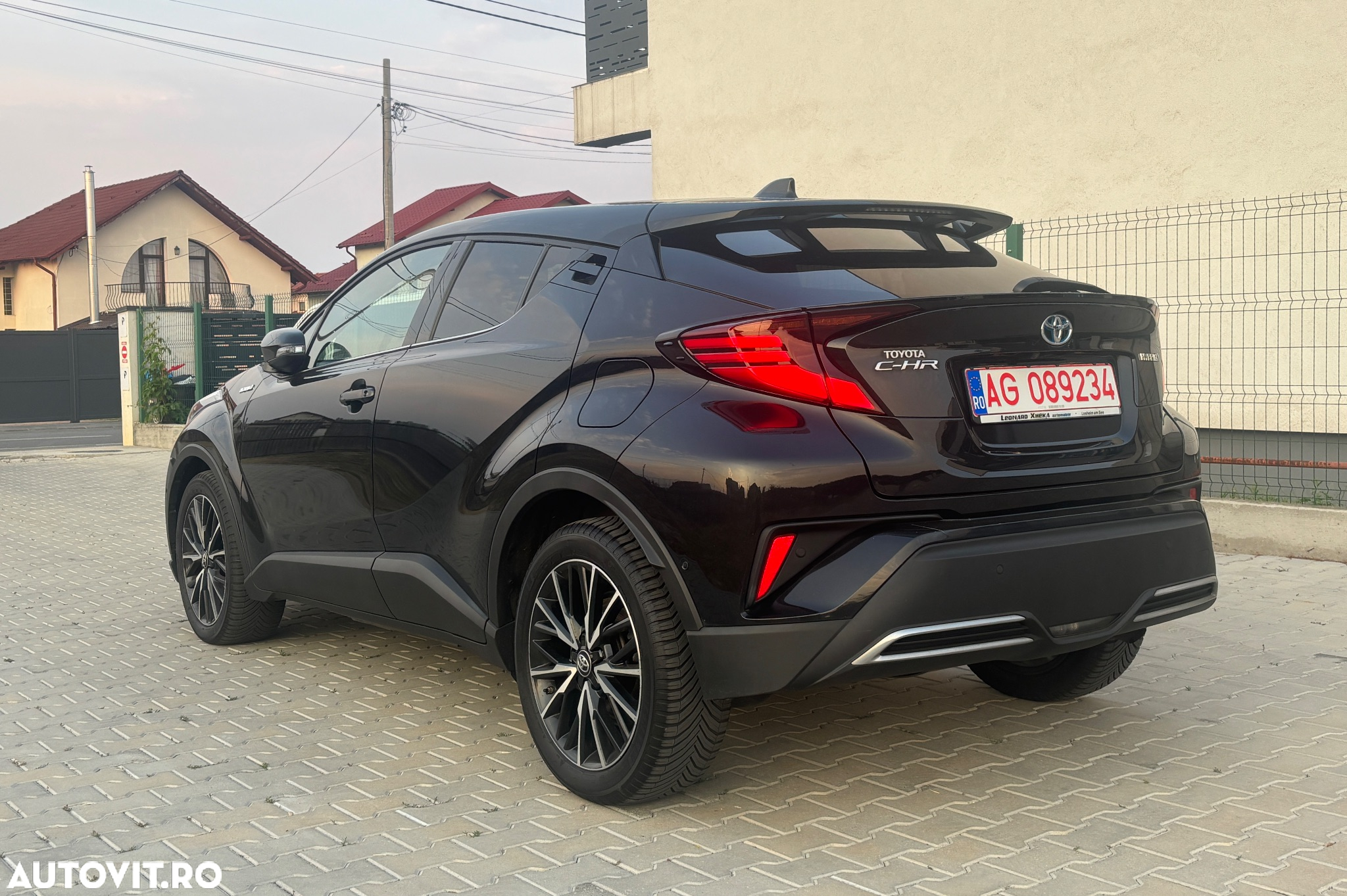 Toyota C-HR 2.0 Hybrid Lounge - 21