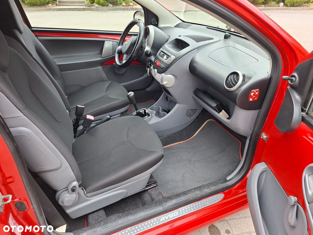 Toyota Aygo - 6