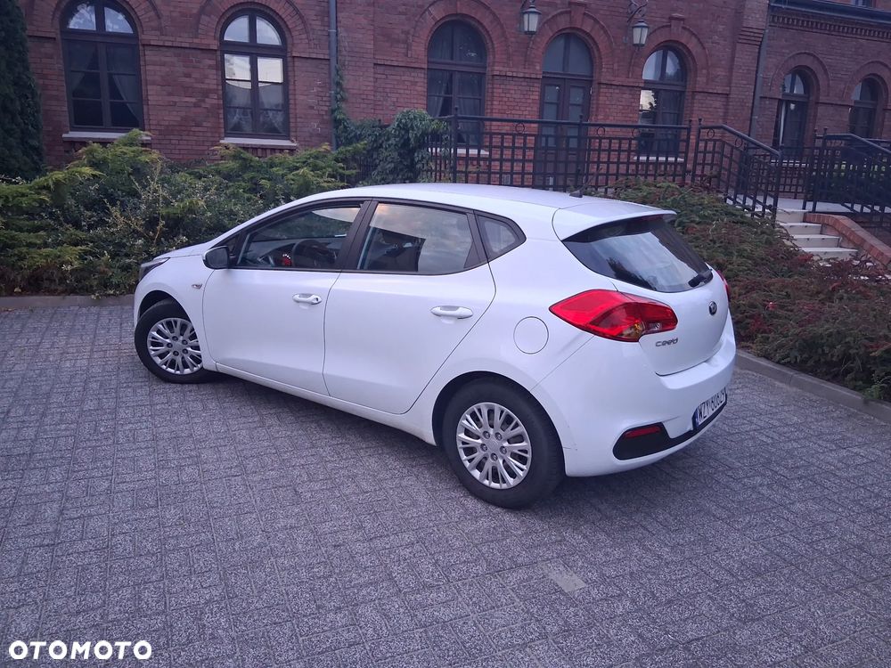 Kia Ceed 1.4 CVVT Attract plus - 10