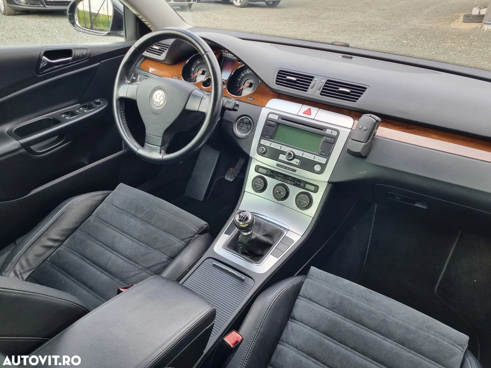 Volkswagen Passat - 5