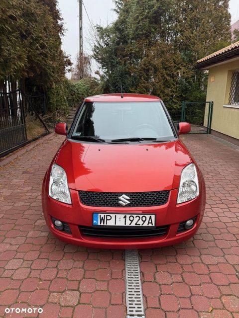 Suzuki Swift 1.3 Sakura - 1