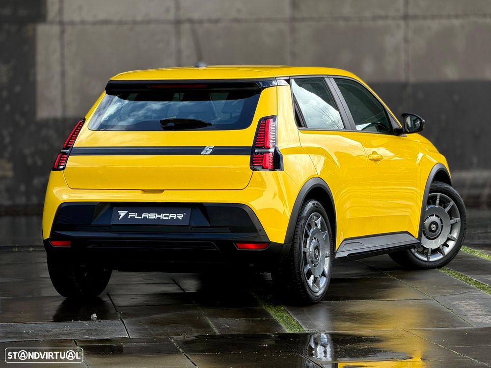 Renault 5 E-Tech 40 kWh Evolution Autonomia Urbana - 40