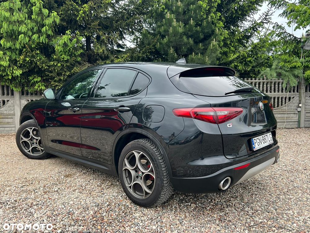 Alfa Romeo Stelvio 2.2 JTDM Executive Q4 - 5