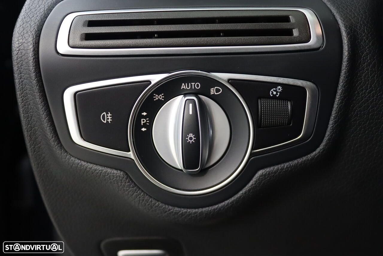 Mercedes-Benz C 300 - 19