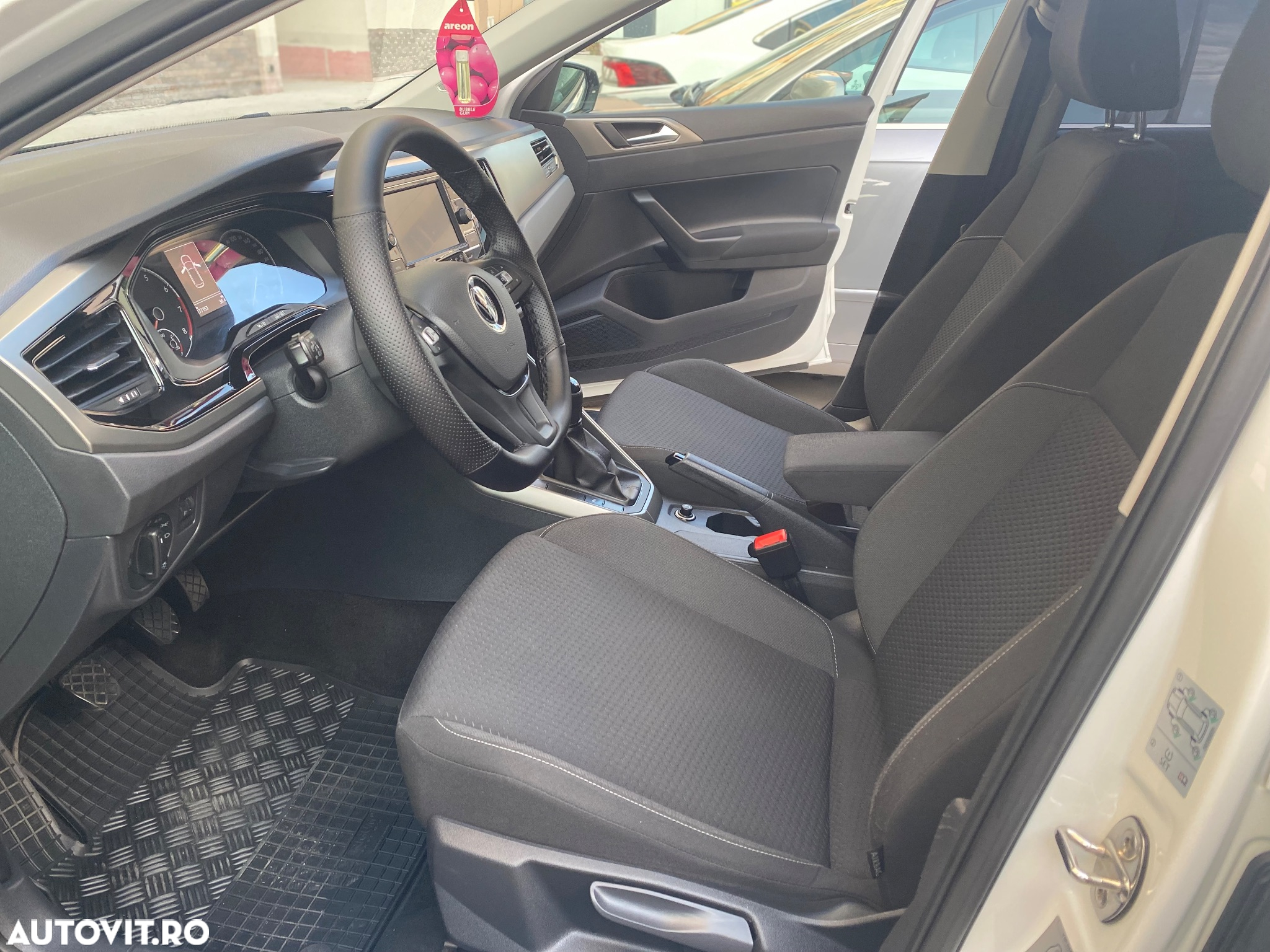 Volkswagen Polo 1.0 TSI Comfortline - 17