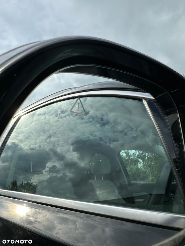 Hyundai Santa Fe 1.6 HEV 4WD SEVEN Prime - 12