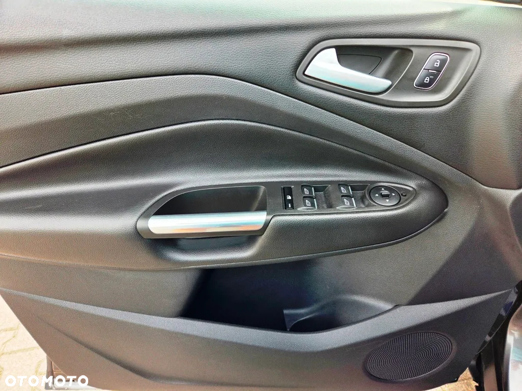 Ford Kuga 2.0 TDCi 2x4 Business Edition - 22