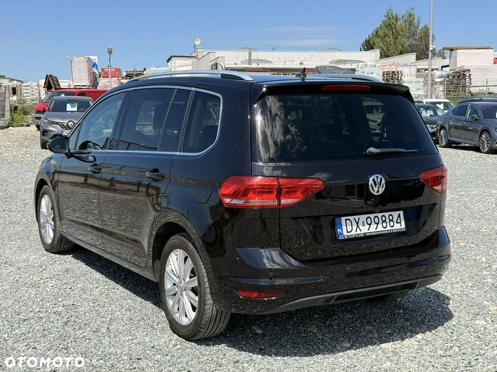 Volkswagen Touran 1.6 TDI BMT Comfortline - 4