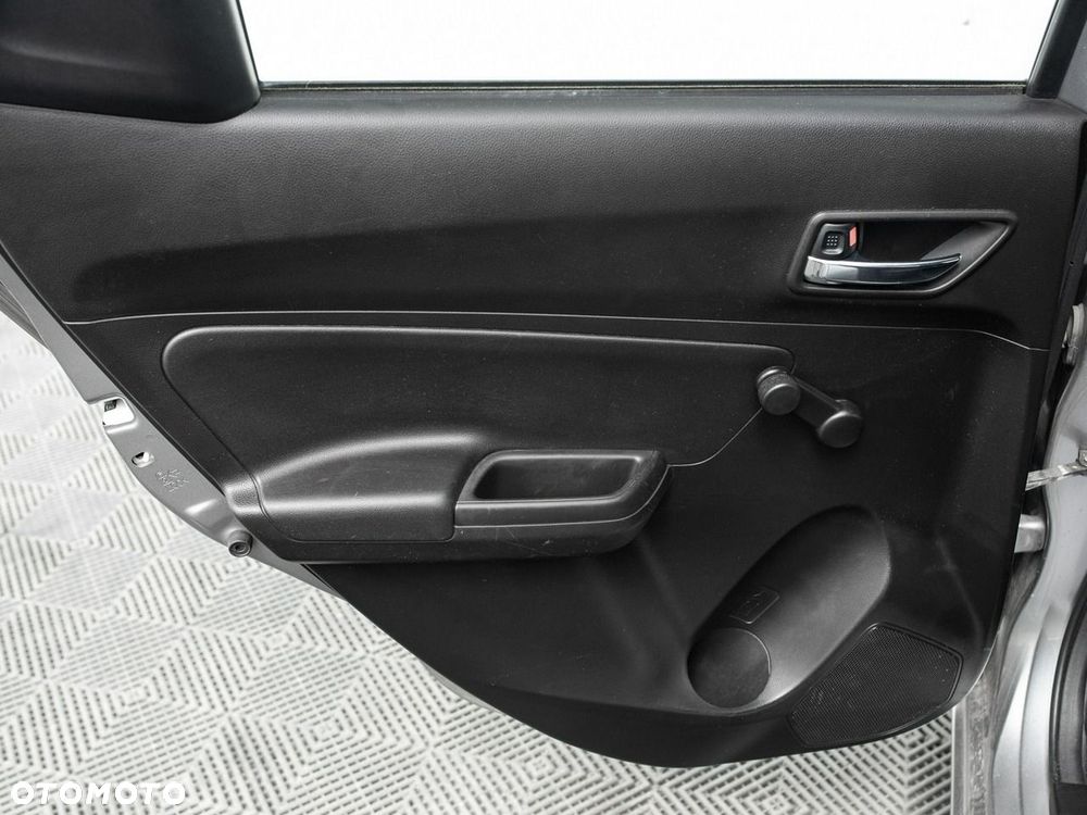 Suzuki Swift - 17
