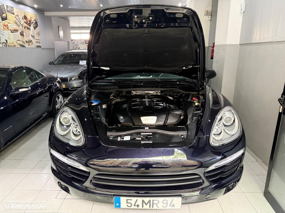 Porsche Cayenne 3.0 V6 - 45