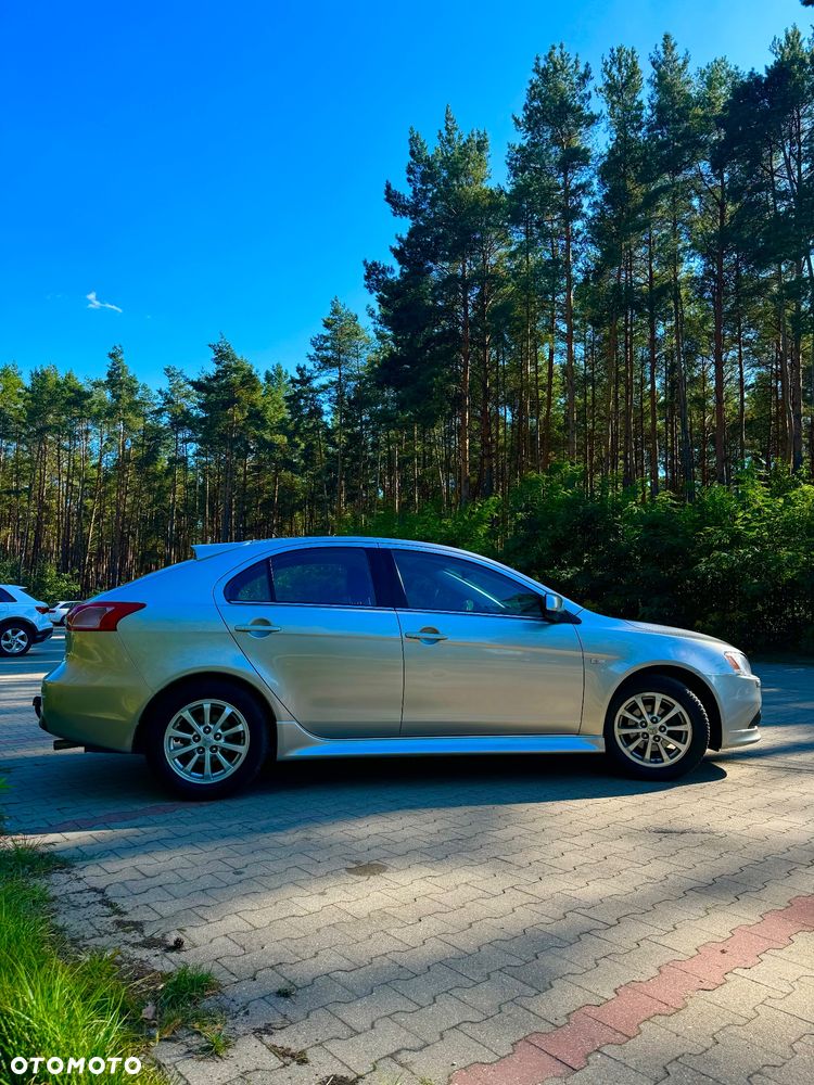 Mitsubishi Lancer 1.6 Inform - 7