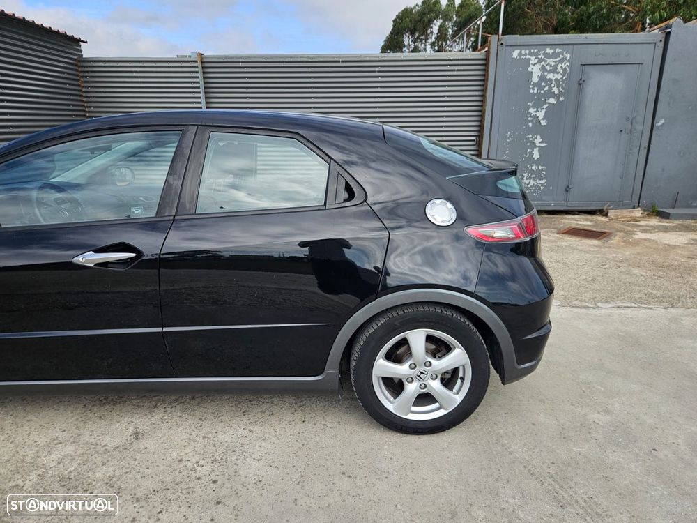 Honda Civic 1.4 i-VTEC Elegance - 15