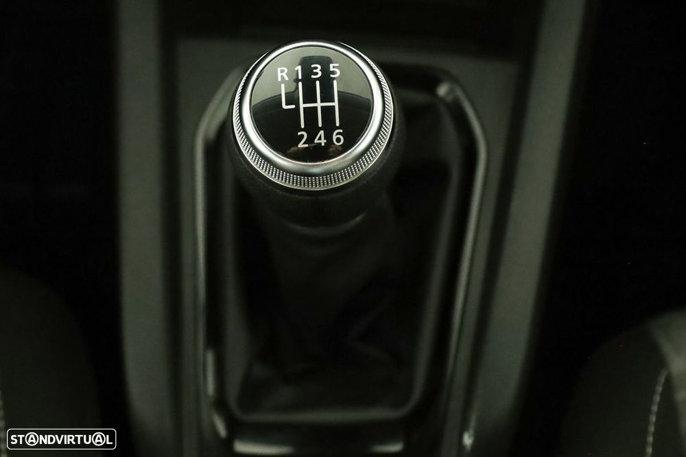 Renault Clio 1.0 TCe Evolution - 14