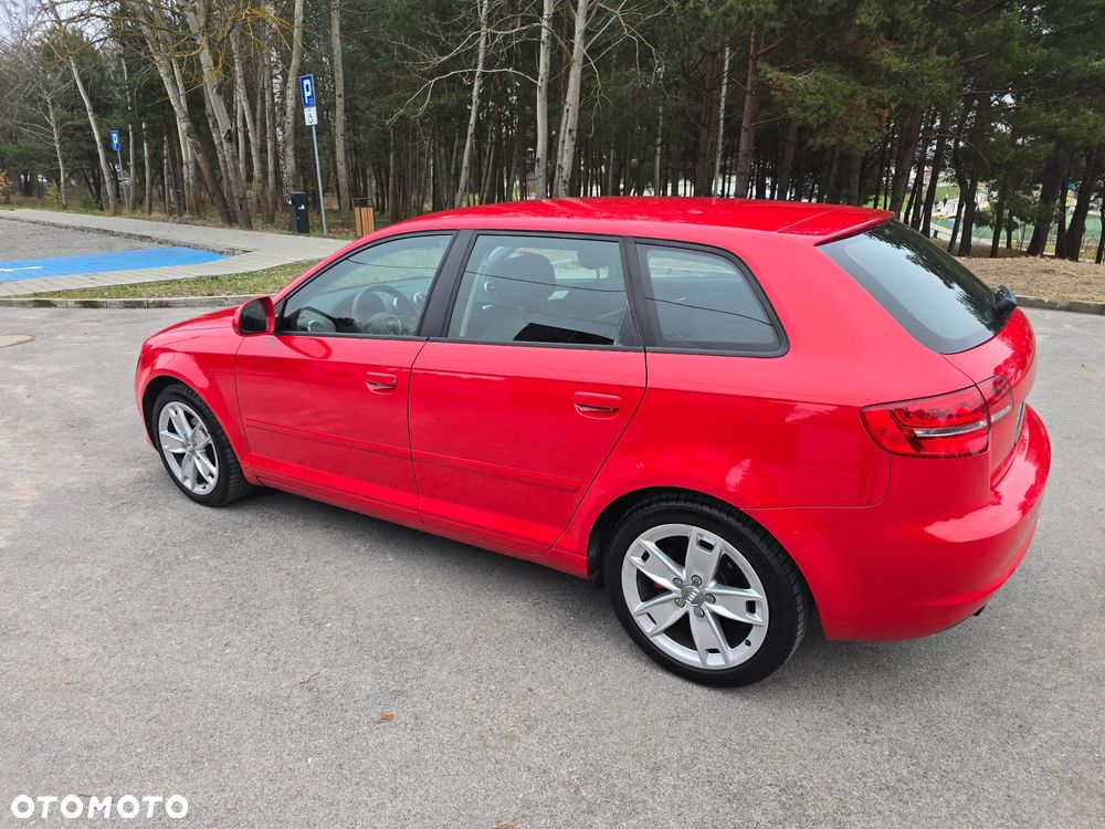 Audi A3 Sportback 1.6 Attraction - 3
