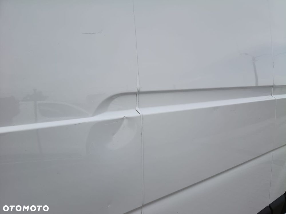Renault Master - 25