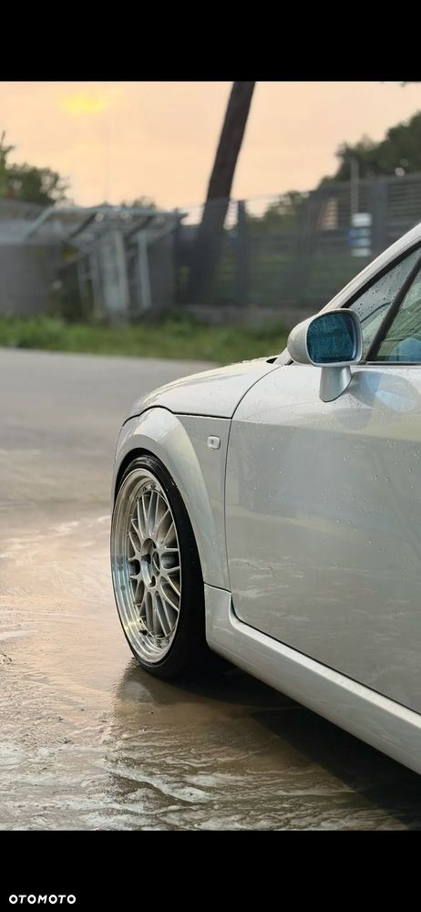 Audi TT Coupé 1.8T Quattro - 6