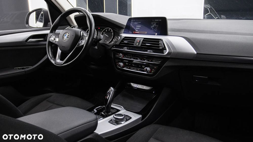 BMW X3 xDrive20i GPF Business Edition - 19