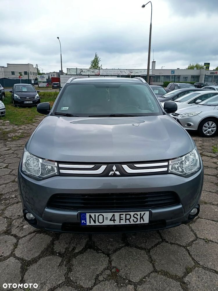 Mitsubishi Outlander 2.0 2WD Plus - 16