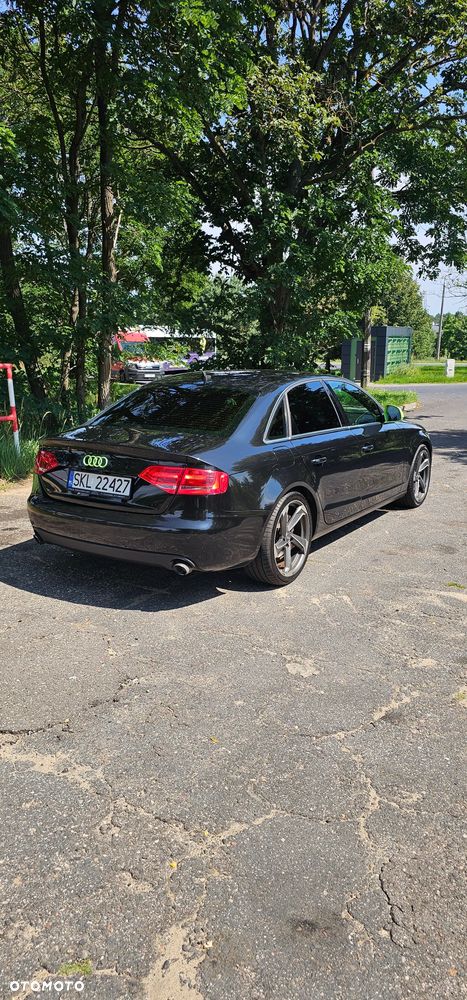 Audi A4 Limousine 3.2 FSI quattro tiptronic Ambition - 3
