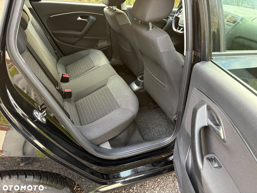 Volkswagen Polo 1.2 TSI Blue Motion Technology Comfortline - 11