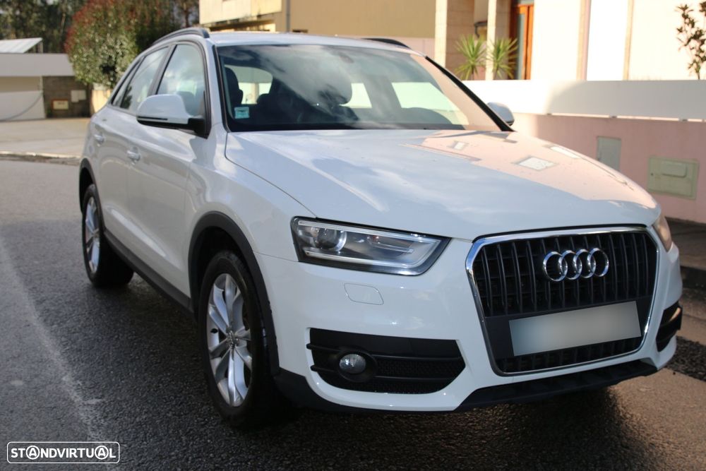 Audi Q3 2.0 TDI S-line - 4