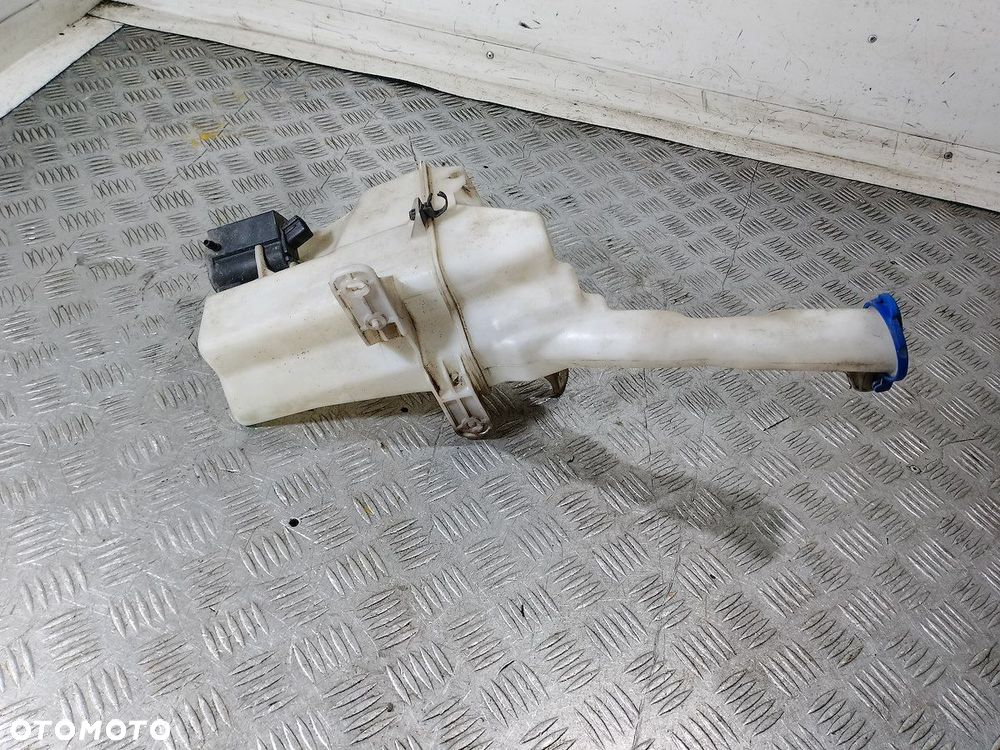 ZBIORNIK SPRYSKIWACZY HYUNDAI I20 I 1.4 16V - 1