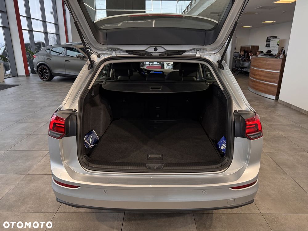 Volkswagen Golf Variant - 13