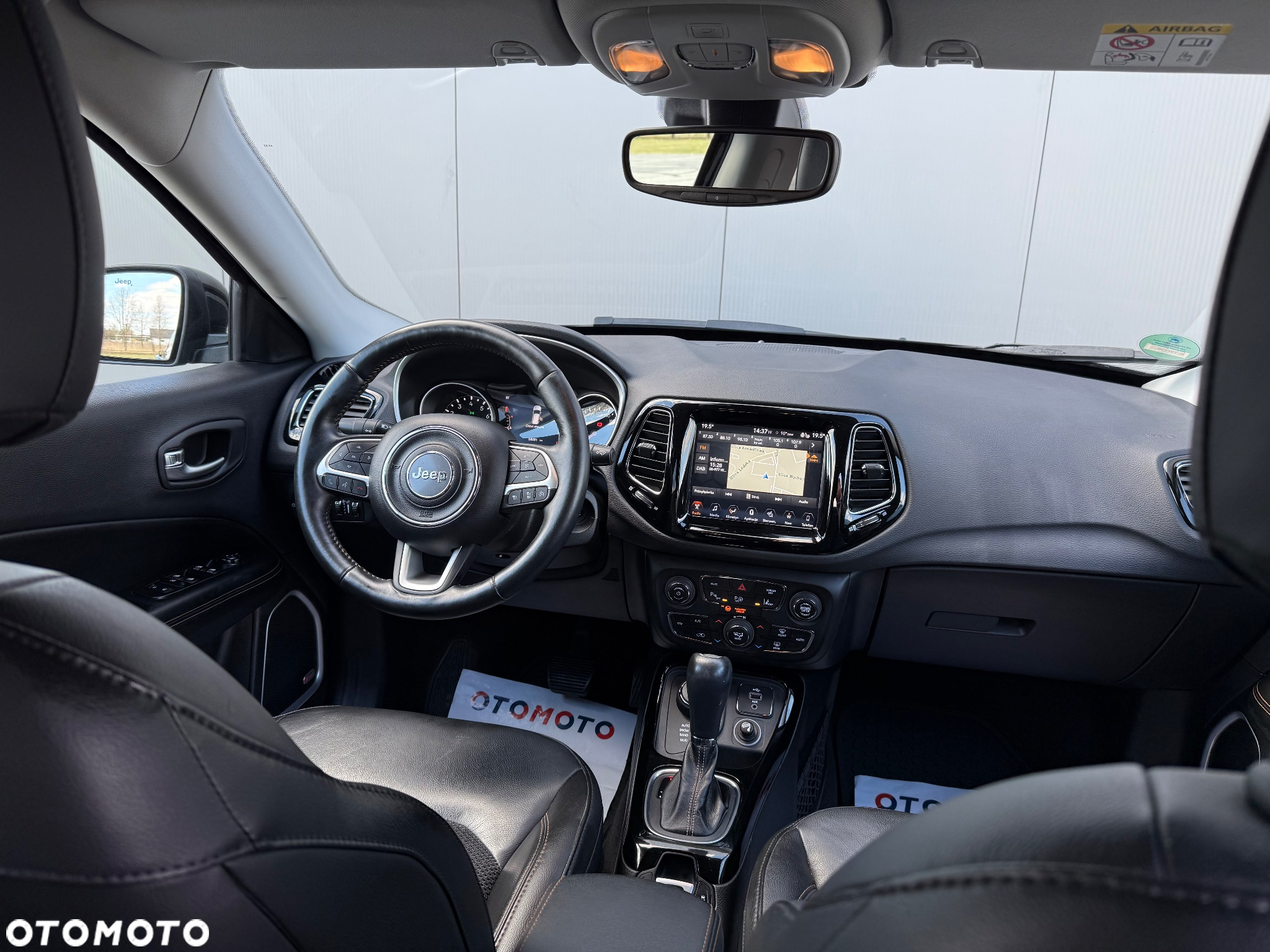 Jeep Compass - 17