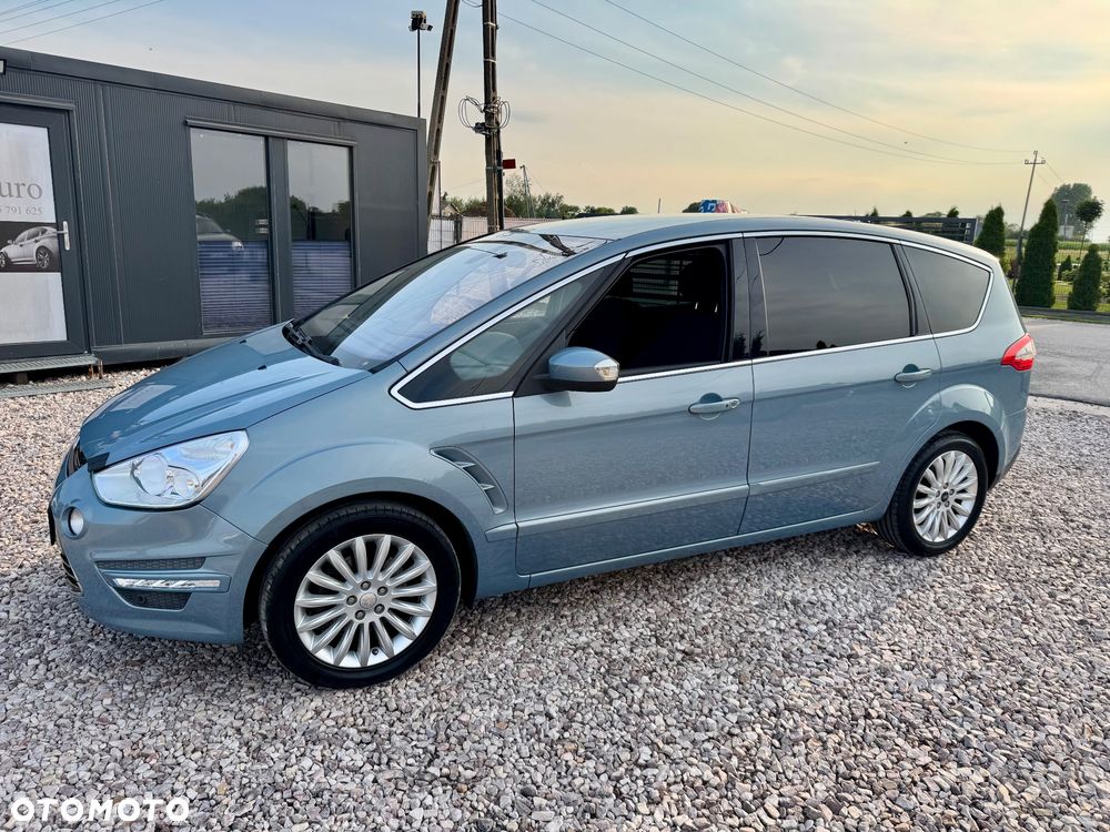 Ford S-Max - 13
