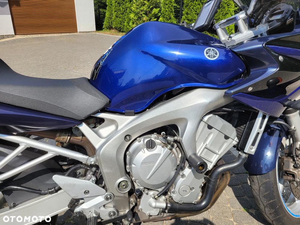 Yamaha FZ6 - 8
