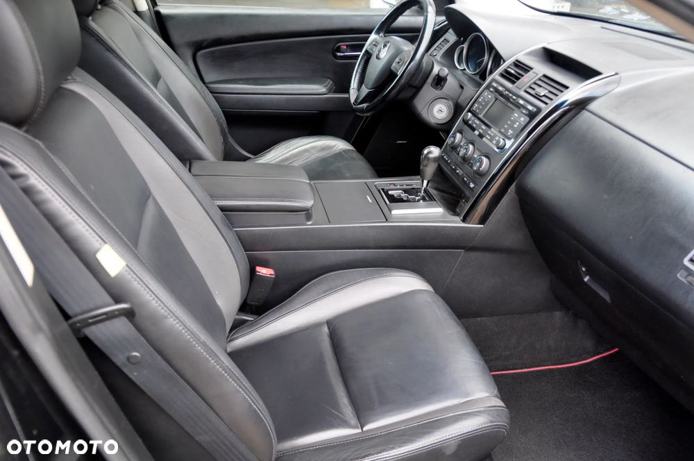 Mazda CX-9 - 12